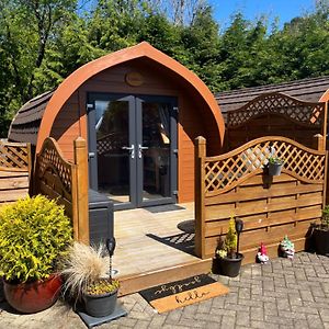 Conifer Cabins Fort William Exterior photo