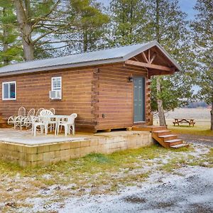 Mauston Studio Cabin About 15 Mi To Wisconsin Dells! Apartment Lyndon Station Exterior photo