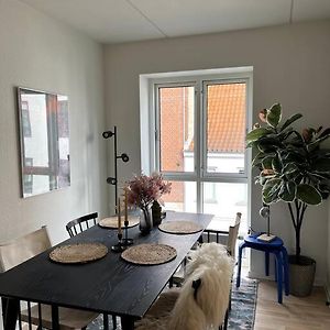 Moderne Lejlighed I Hjertet Af Odense C Apartment Exterior photo