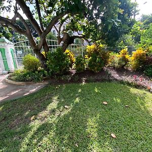 Marvey'S Place Hotel Castries Exterior photo