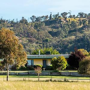 The Ithaca Farm Experience - A Unique Mudgee Escape Villa Exterior photo