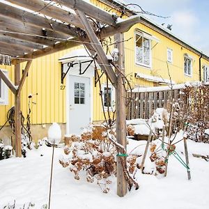 Retro Retreat With Modern Comforts Stockholm Exterior photo
