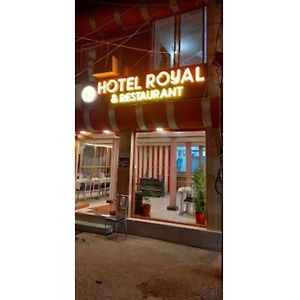 Hotel Royal, Pachmarhi Exterior photo
