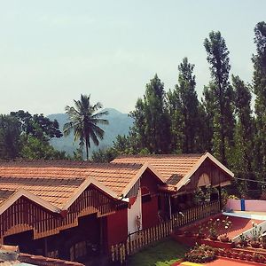 Gowrav Homestay Chikmagalur Exterior photo