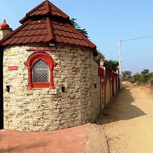 Hotel Yuvraj Nature And Restaurant Pushkar Exterior photo