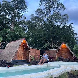 Triangular House And Hot Spring Hotel Kubupenlokan Exterior photo