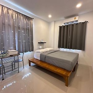 Janis Home Nakhon Phanom Exterior photo