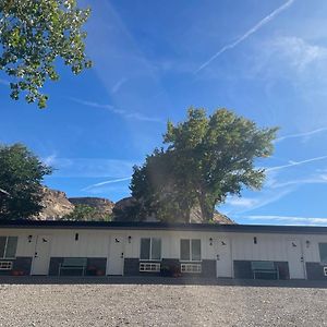 The Homestead Palisade Exterior photo