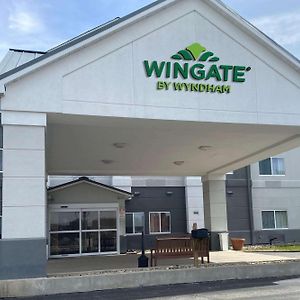 Wingate By Wyndham Uniontown Hotel Exterior photo