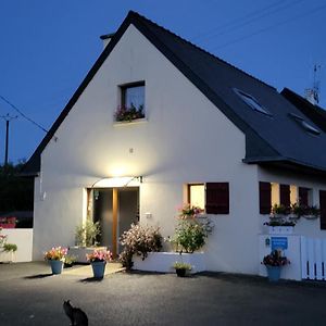 La Chambre Bed & Breakfast Evran Exterior photo