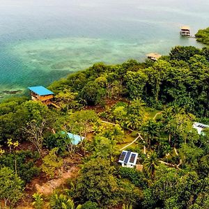 Roam Yoga & Wellness Lodge Bocas Town Exterior photo