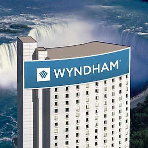 Wyndham Fallsview Hotel Niagara Exterior photo