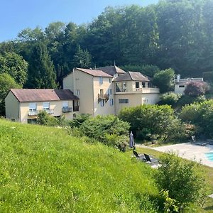 Domaine Du Moulin Vallee Heureuse Hotel Poligny  Exterior photo