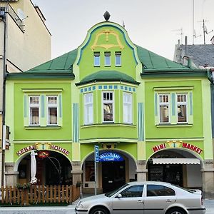 Ubytovani U Tranu Hotel Vrchlabi Exterior photo