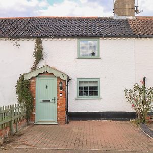 Vintner'S Cottage Norwich Exterior photo