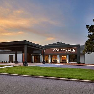 Courtyard By Marriott Memphis Airport Hotel Exterior photo