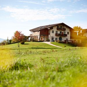 Aschbacher Hof Hotel Feldkirchen Westerham Exterior photo