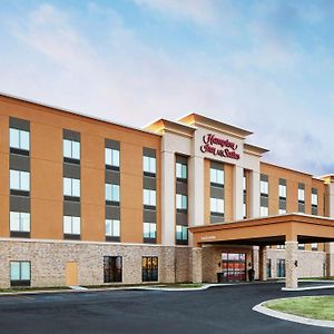 Hampton Inn&Suites Chicago/Waukegan Exterior photo