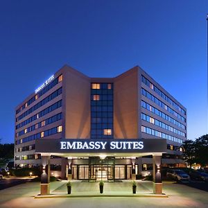 Embassy Suites Tysons Corner Exterior photo