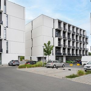 Airport Studio Zarembowicza By Noclegi Renters Wroclaw Exterior photo