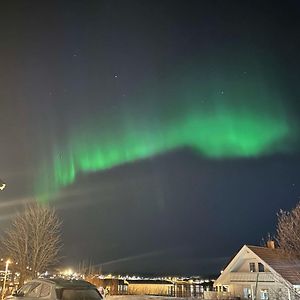 Leilighet Ved Porten Til Senja Apartment Finnsnes Exterior photo