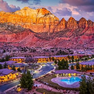 La Quinta by Wyndham at Zion Park/Springdale Hotel Exterior photo