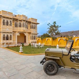 Stayvista'S Grandiose Manor - Pet-Friendly Villa With Outdoor Pool, Lawn, And Terrace Udaipur Exterior photo