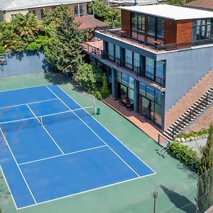 Private Modern Villa With Tennis Court Tbilisi Exterior photo