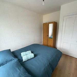 Nice Double Room At 2 Iveragh Rd-8 Dublin Exterior photo