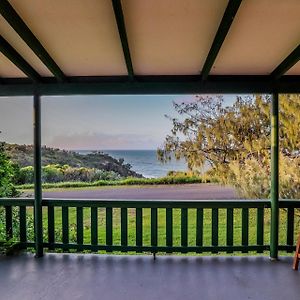 Endeavour - Stunning Ocean & 1770 Headland Views Villa Seventeen Seventy Exterior photo