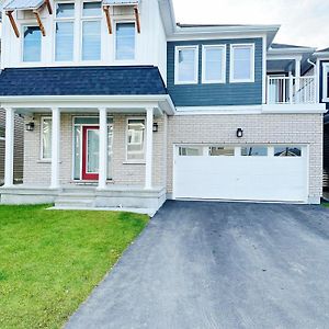 Beautiful Entire Basement With Netflix Apartment Ottawa Exterior photo