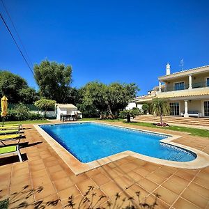 Almancil Excellence Villa With Pool By Homing Loule Room photo