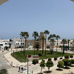 Charmant Bungalow Avec Vue Panoramique Sur Le Port De Kantaoui A Sousse Apartment Exterior photo