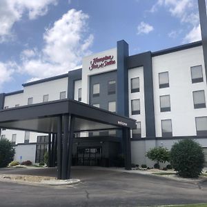 Hampton Inn&Suites Dayton-Vandalia Murlin Heights Exterior photo
