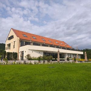 Hotel Koporos Hercegkut Exterior photo