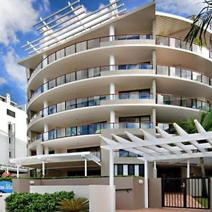 Family Friendly 3 Bedroom - River Views - Short Walk To The Beach Maroochydore Exterior photo