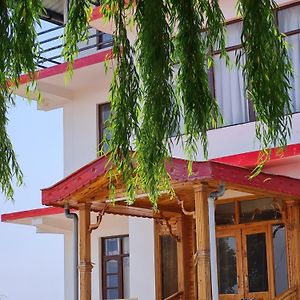 Aalayam Chail Hotel Exterior photo