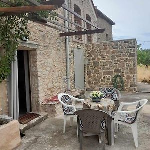 Εξοχική Κατοικία Ανάβατος Villa Chios Town Exterior photo