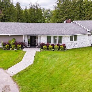 Deer Run Cottage- Golf Course Cottage Kawartha Lakes Exterior photo