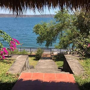 Villa La Giralda - Lakefront - Pool - View - Relaxation Haven Masaya Exterior photo