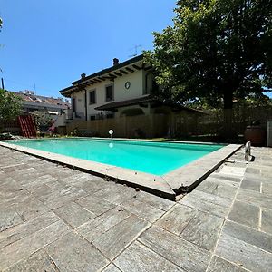 Villa Con Piscina In Versilia - Marina Di Massa - Exterior photo