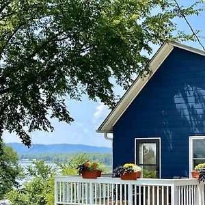 Bluffside Cottage With Gorgeous River Views Fountain City Exterior photo
