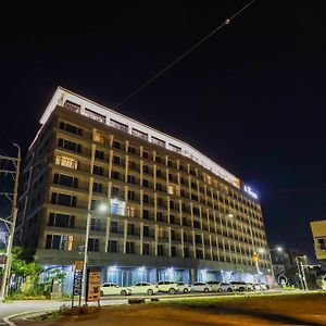 The Best Jeju Seongsan Hotel Seogwipo Exterior photo