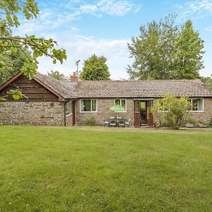 Steep Holm Villa Kington  Exterior photo