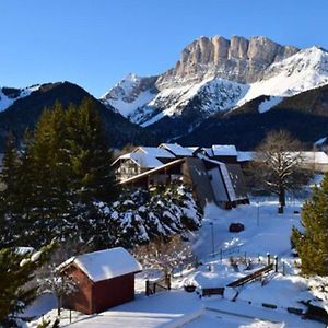 Studio Mansarde 18 M2 Climatise Avec Piscine Privee Apartment Gresse en Vercors Exterior photo