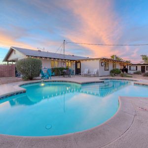 Private Home With Detached Casita - Pool & Putting Green Scottsdale Exterior photo