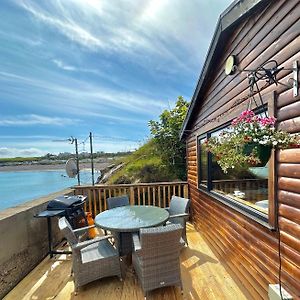 Cosy Portmor Log Cabin- Sea Views, Deck & Relaxation Apartment Malin Head Exterior photo