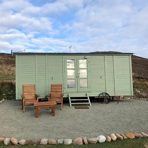 The Drift Shepherds Hut Villa Aultgrishin Exterior photo