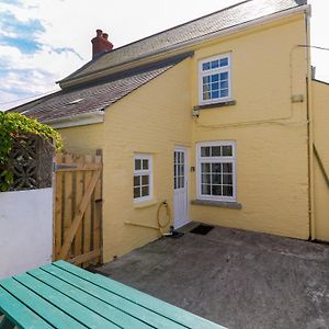 Brick Cottage Helston Exterior photo