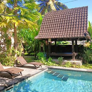 Kama Ayu Bungalow Hotel Ubud  Exterior photo